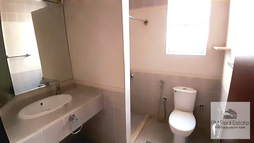 Unique Location I Very clean I first floor apartment