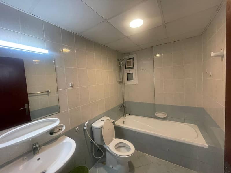 💥For sale💥Onebedroom apartment Orient Towers Area 1153 square feet