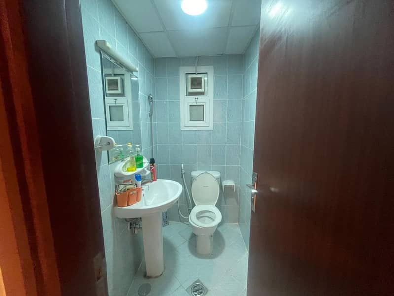 💥For sale💥Onebedroom apartment Orient Towers Area 1153 square feet