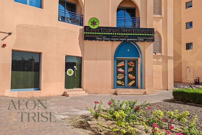 Corner Shop Vacant Good Business Investment