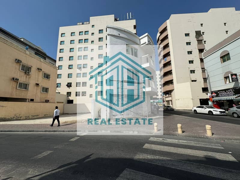 Land for sale in bur Dubai backside Khalid bin Waleed st , permit