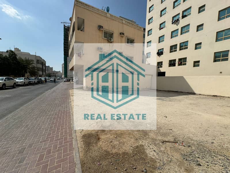 Land for sale in bur Dubai backside Khalid bin Waleed st , permit