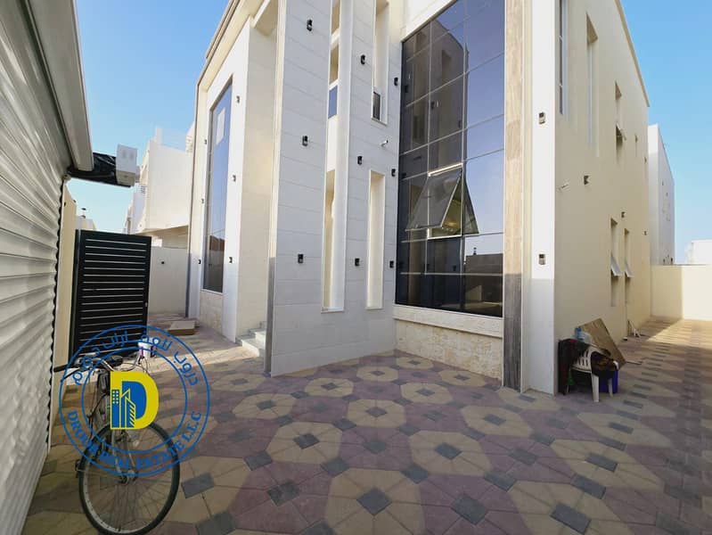 For sale, a 5room villa in AlYasmeen area, with personal finishing, a