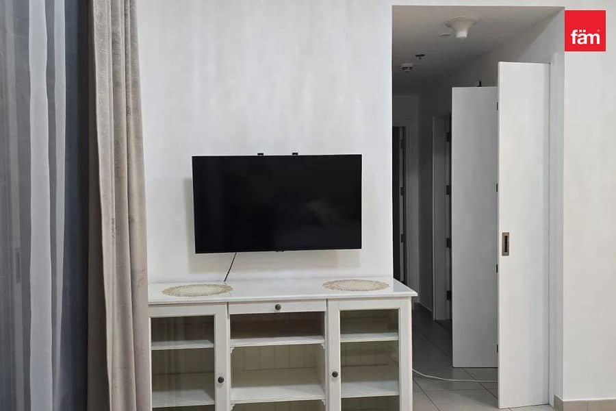 Vacant ready to Move 2 Bed Apartment l Furnished