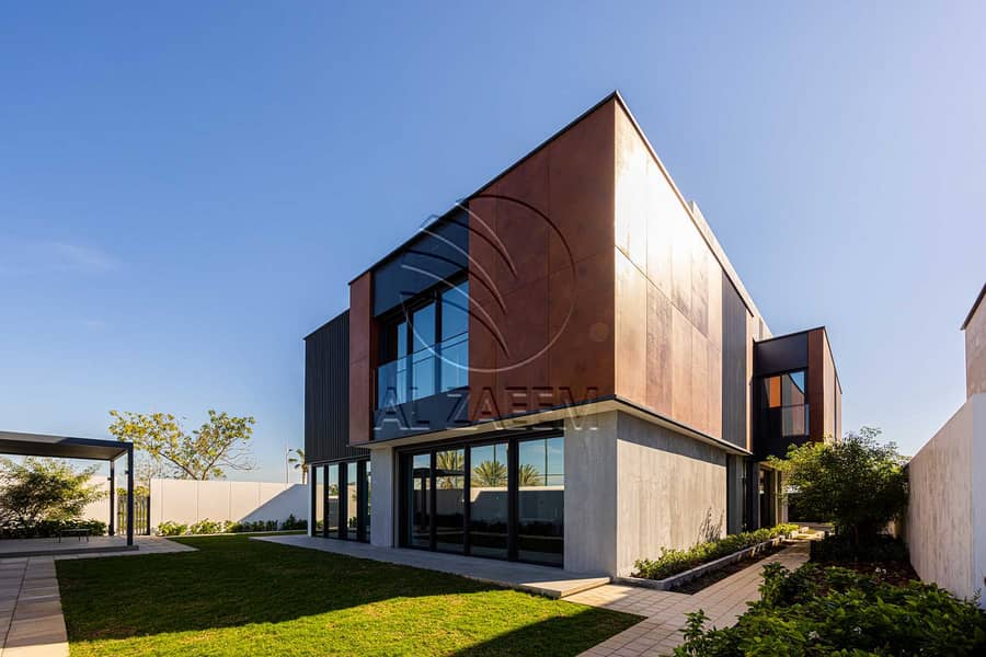 ⚡️ Premium Warm Villa! Big Plot High Ceilings ⚡️