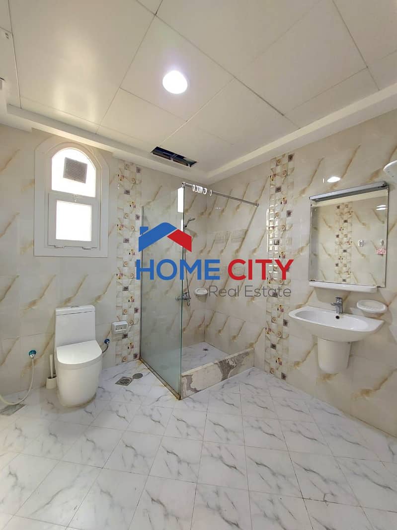 9 master bedrooms 02 councils Elevator Distinctive location