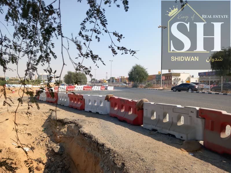 For sale, residential and investment land on the corner of two streets