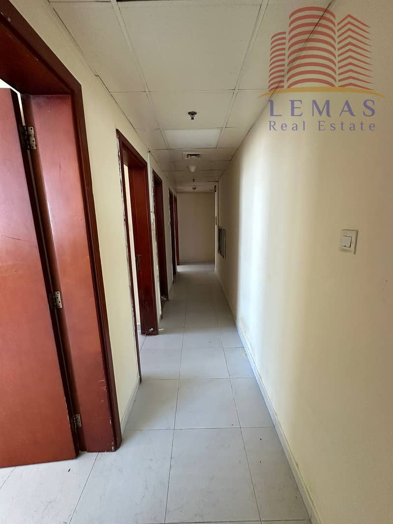 3bhk For rent with city view in Falcon Towers empty