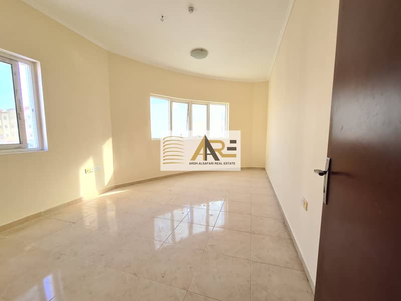 1bedroom hall apartment infront of lulu hyper markeet Muwaileh