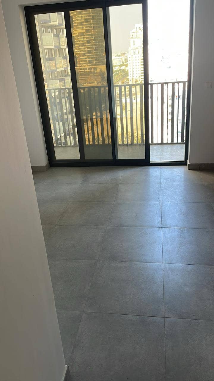 Fully Furnished / 1 BHK+ Study / Roadside View / JVC / Rent 85 k