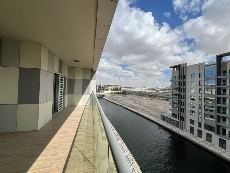 Fully Furnished 1BR With Canal View