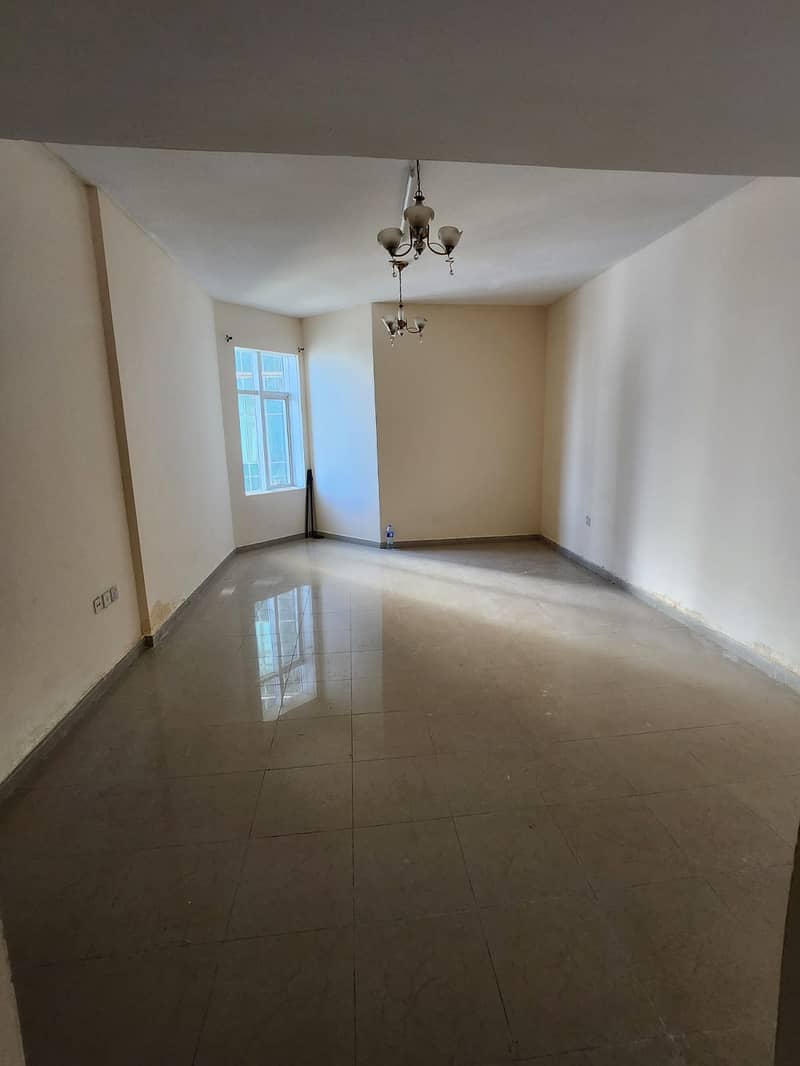 Horizon Towers, Empty Studio for Sale