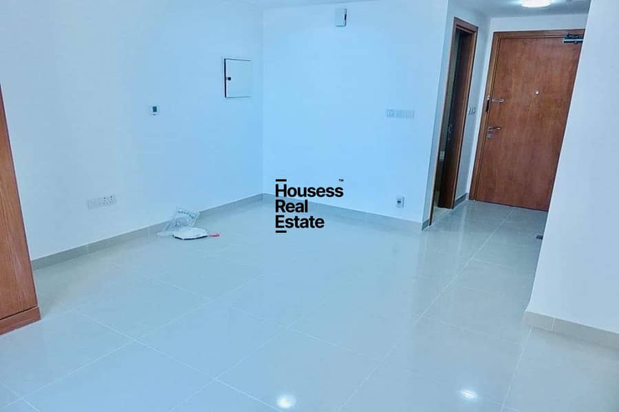 LAKE VIEW MID FLOOR READY