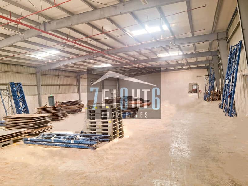 Warehouse for rent in Al Quoz