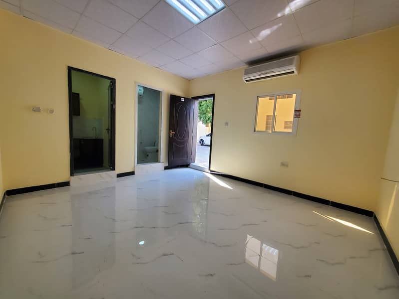 BRAND NEW BIG STUDIO WITH PRIVATE ENTRANCE AND SAPRATE KITCHEN AND