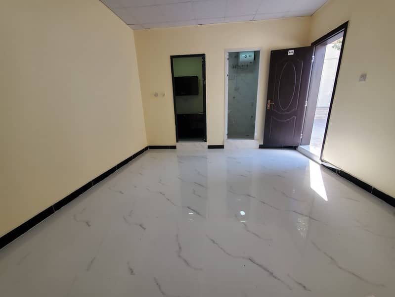 BRAND NEW BIG STUDIO WITH PRIVATE ENTRANCE AND SAPRATE KITCHEN AND