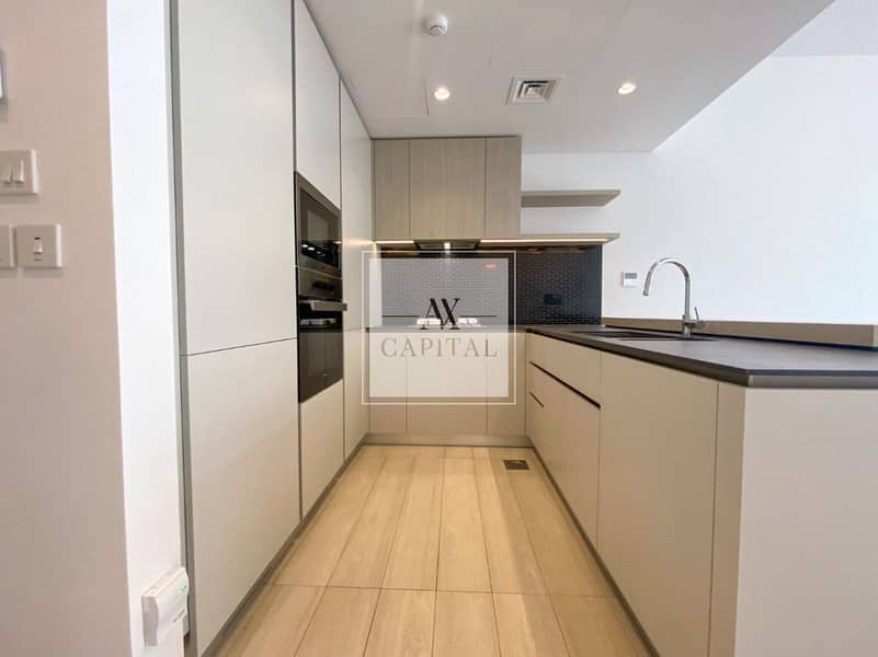 Spacious Layout Pet Friendly Vacant