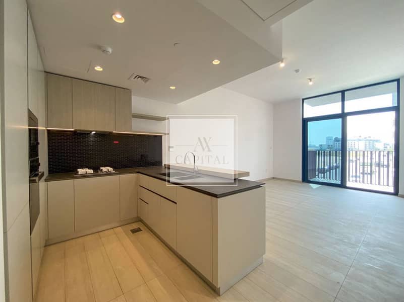 Spacious Layout Pet Friendly Vacant