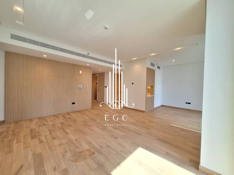 Brand New High End Finishing Splendid 2BHK+M