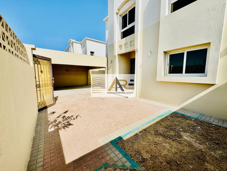 Luxury living!! 4 BR villa for rent cheapest price