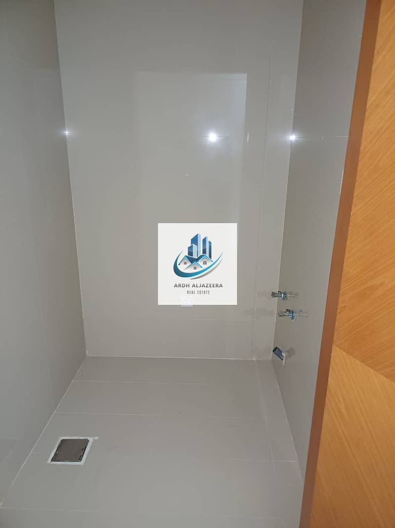 Luxury Building 2BHK With Balcony And Parking Free With Gym And