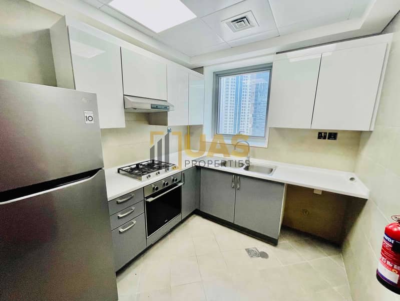 Spacious Near Metro High Class Finishing