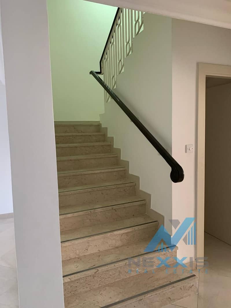 Villa for rent in GARDEN LANE