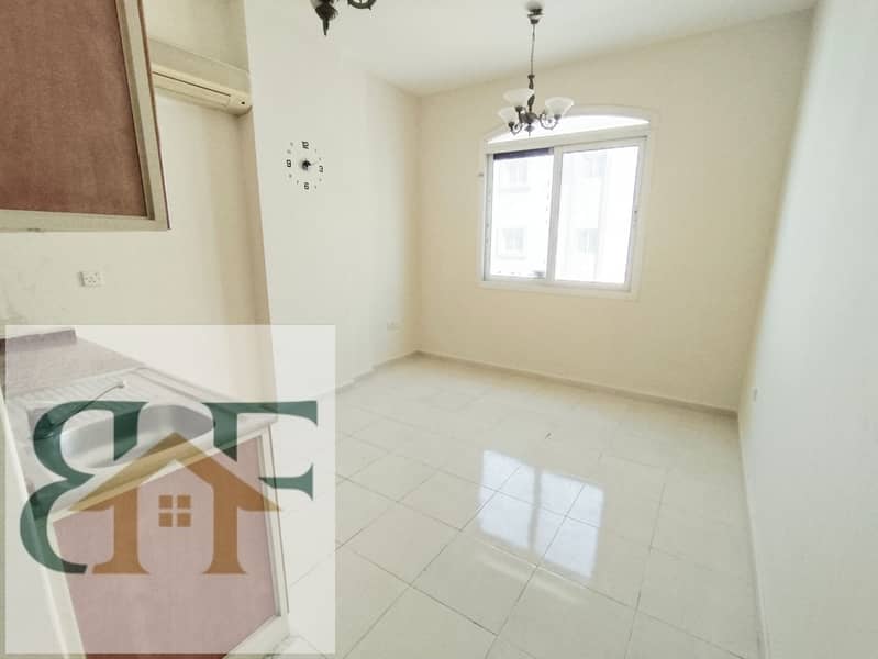 Spacious studio available for family near to Galaxy supermarket only in