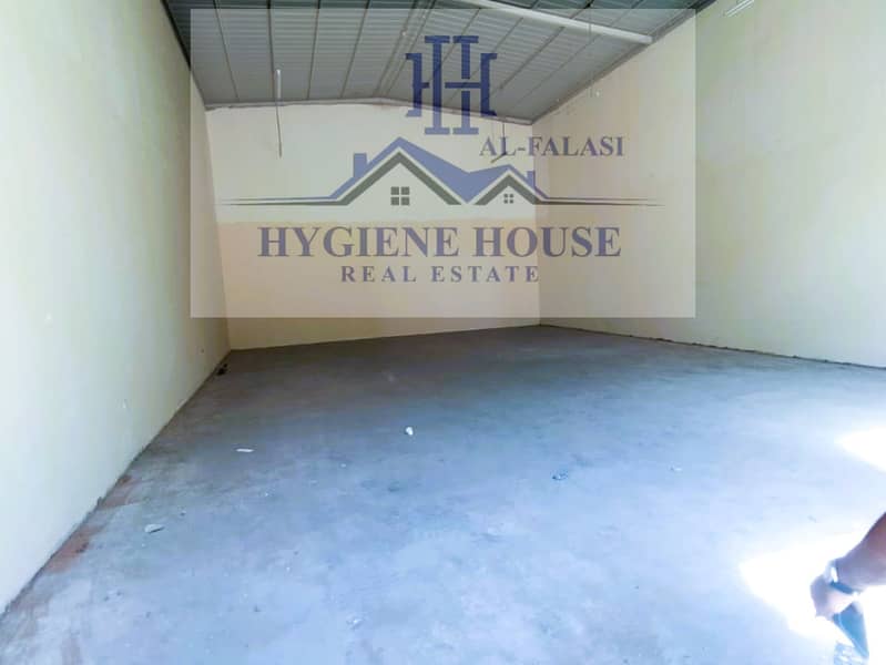 2warehouses are available for annual rent in Umm Al Quwain