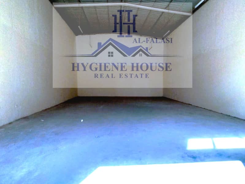 2warehouses are available for annual rent in Umm Al Quwain