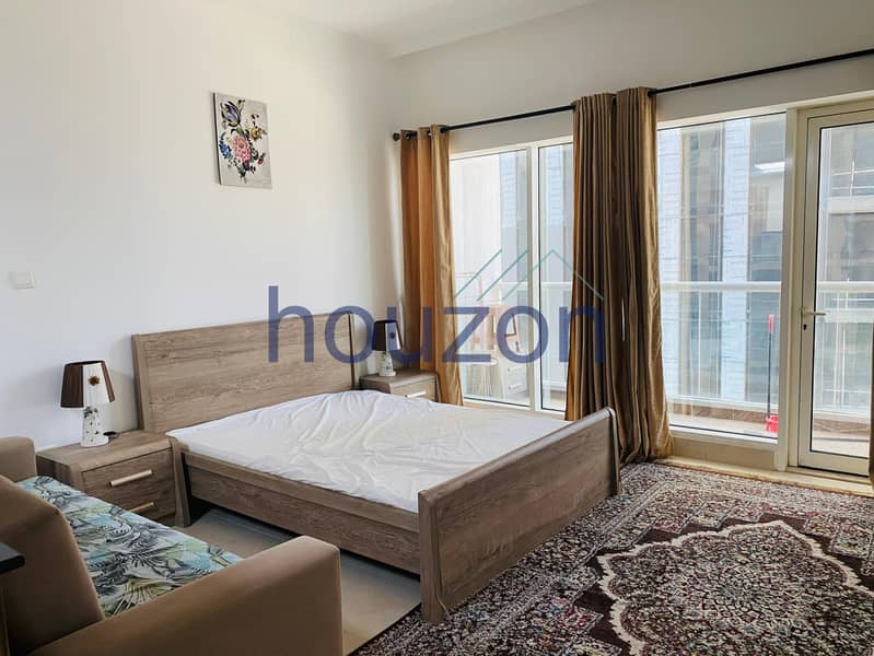 Ready to Move In Bright Studio Fully Furnished