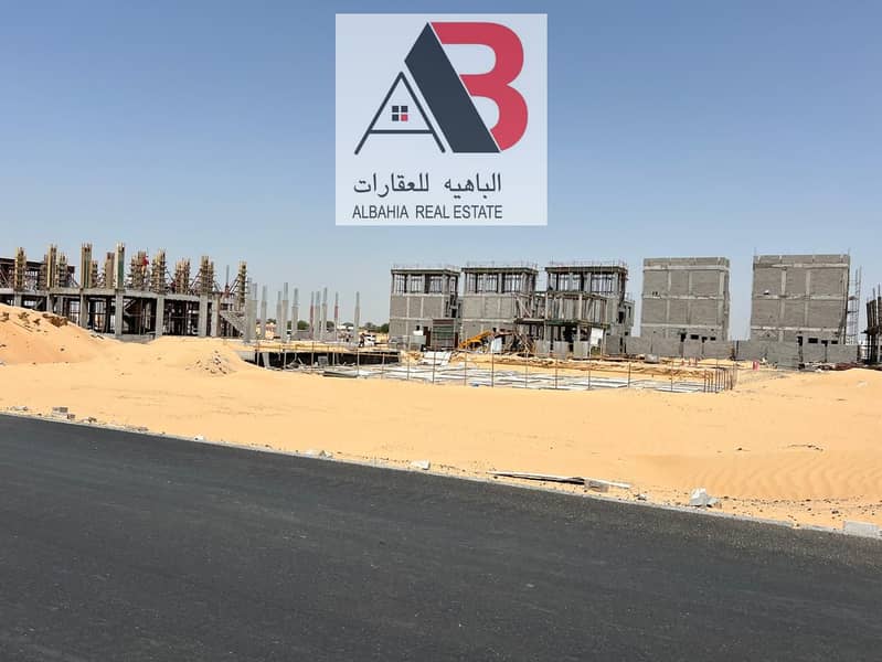 OPPOSITE MOSQUE \\ FREE TRANSFER \\ 1969 SQ FT \\ FREE HOLD LAND FOR