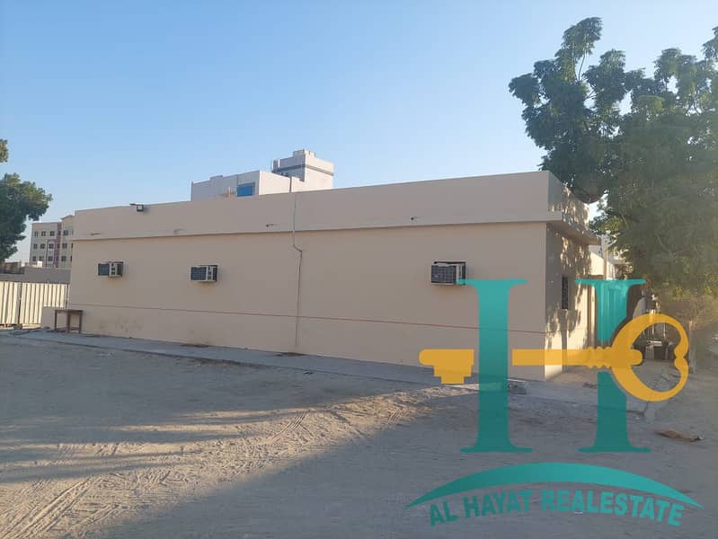 For sale Ajman Rashidiya 3 Arab house for sale consists of four