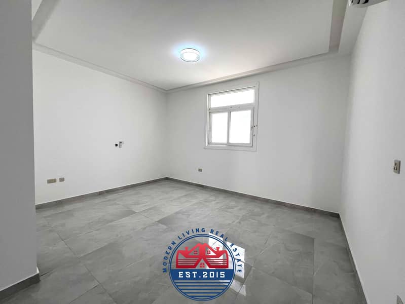 Outstanding 3 Bedrooms Townhouse (Mulhaq) with Private Entrance Front
