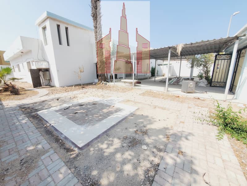 Like new villa garden parking 1bhk molhaq hall Majlis Maid room 2