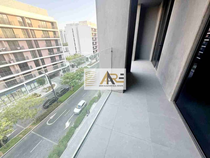 Brand new luxury 1bhk apartment at prime location in tiraz.