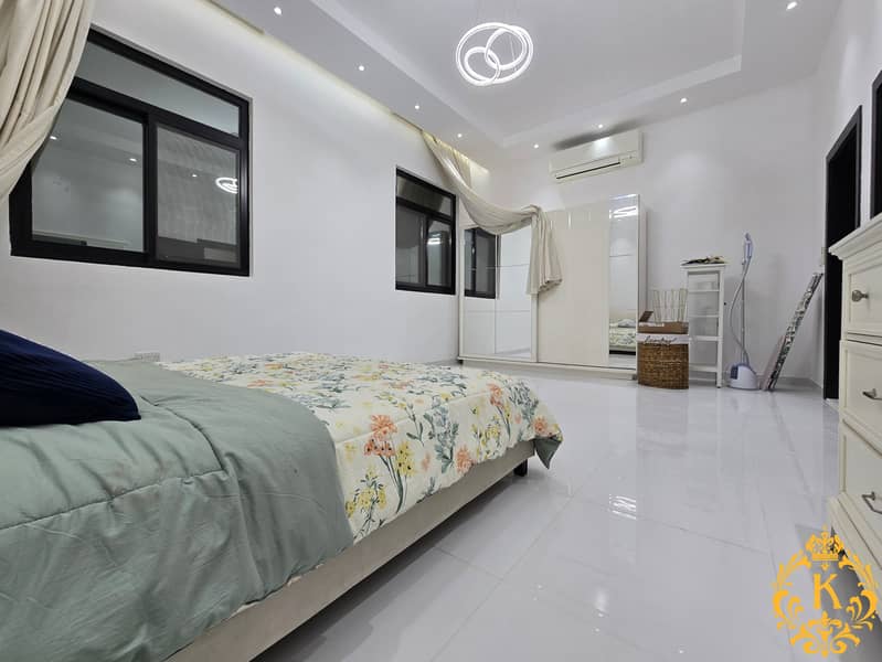 Lavish And Spacious One Bedroom Hall Is Available For Rent In Villa