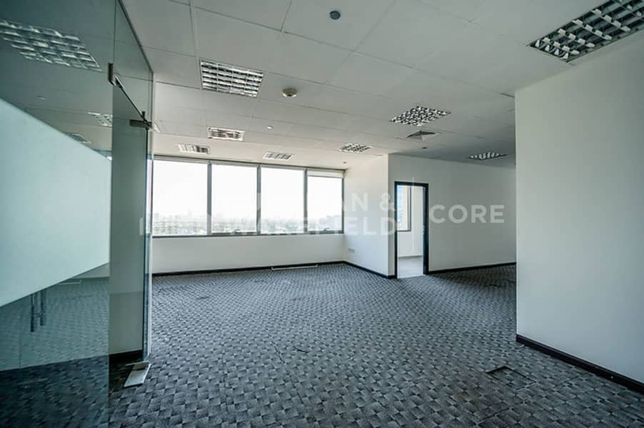 Fully Fitted Office Mid Floor DDA License