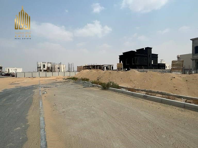 Without commission, pay 30 and get a plot of land in Al Zahia area
