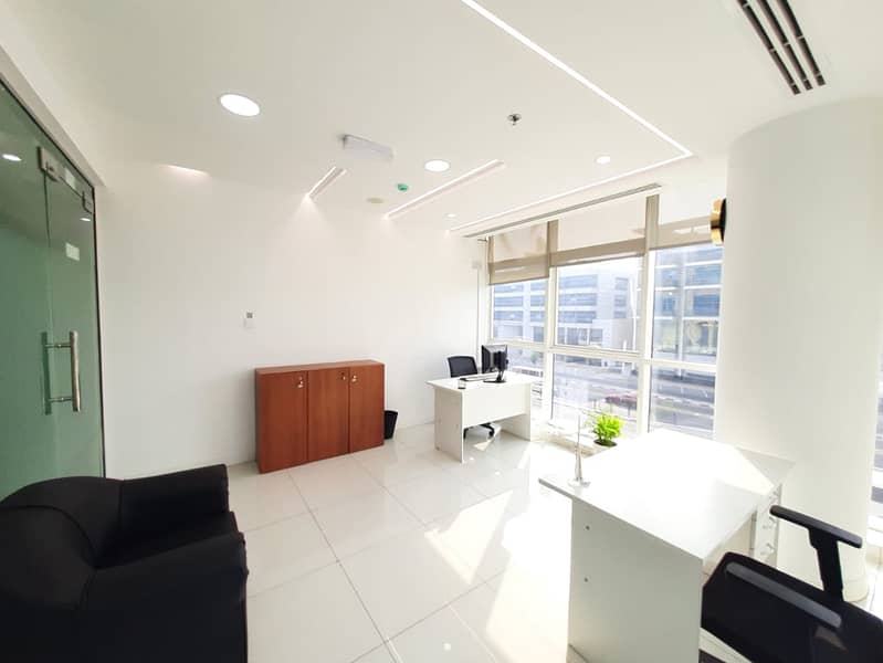 Beautiful Office for rent in Dubai direct from owner near to Metro