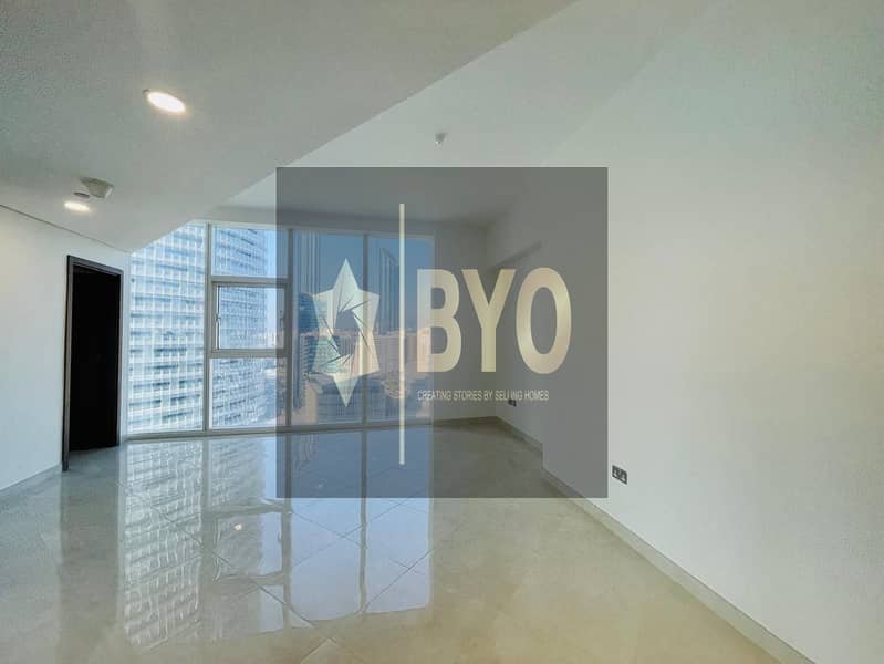 3 Bedroom + 5 Bath in Omnia Tower Corniche Area Next to Landmark