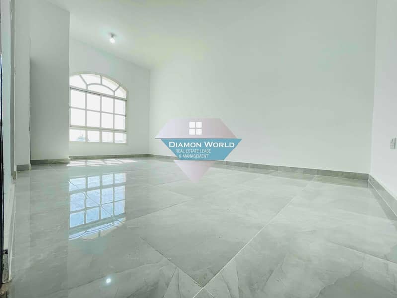 Monthly 3200 Studio in 1st Floor w/ Free Water Electricity Parking in