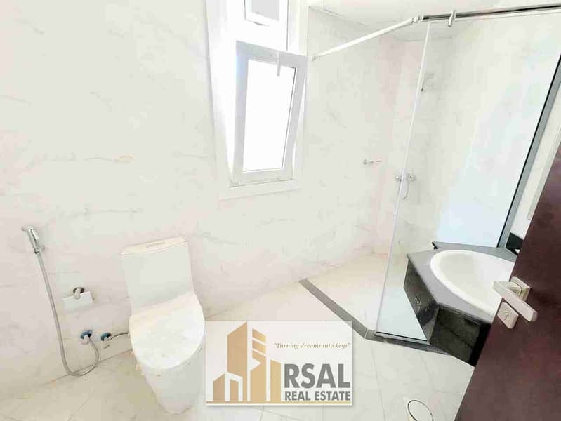 1st SHIFTING / BRAND NEW STUDIO / CENTRAL AC & GAS / FAMILY BUILDING