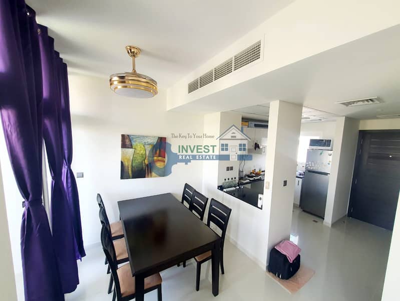 CORNER UNIT FURNISED VACANT IN AUGUST