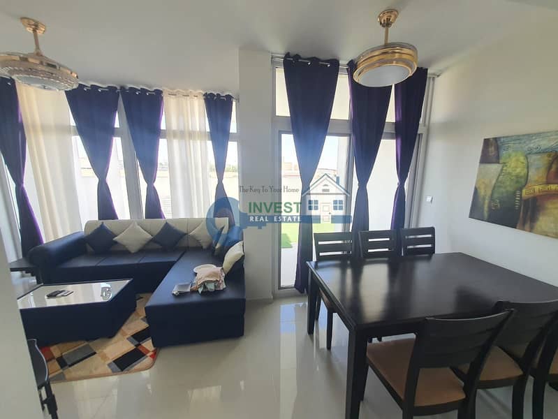 CORNER UNIT FURNISED VACANT IN AUGUST