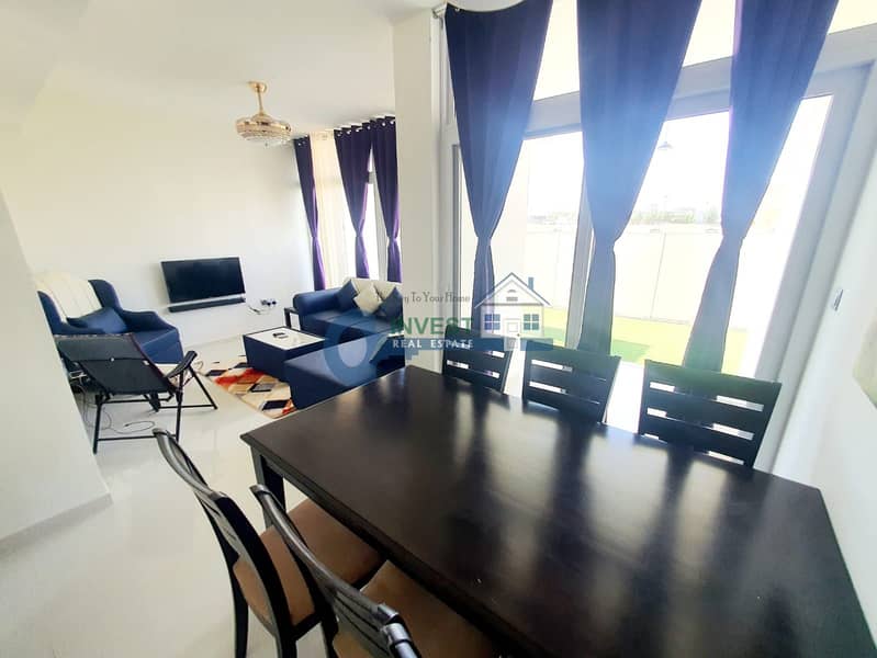 CORNER UNIT FURNISED VACANT IN AUGUST