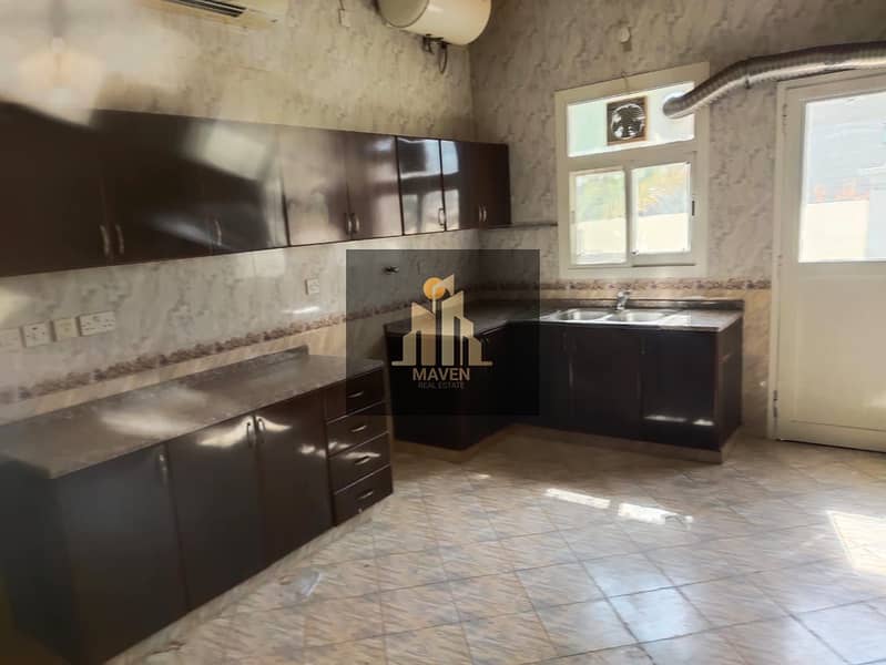 Private entrance villa 4 bed plus maid room for rent in MBZ