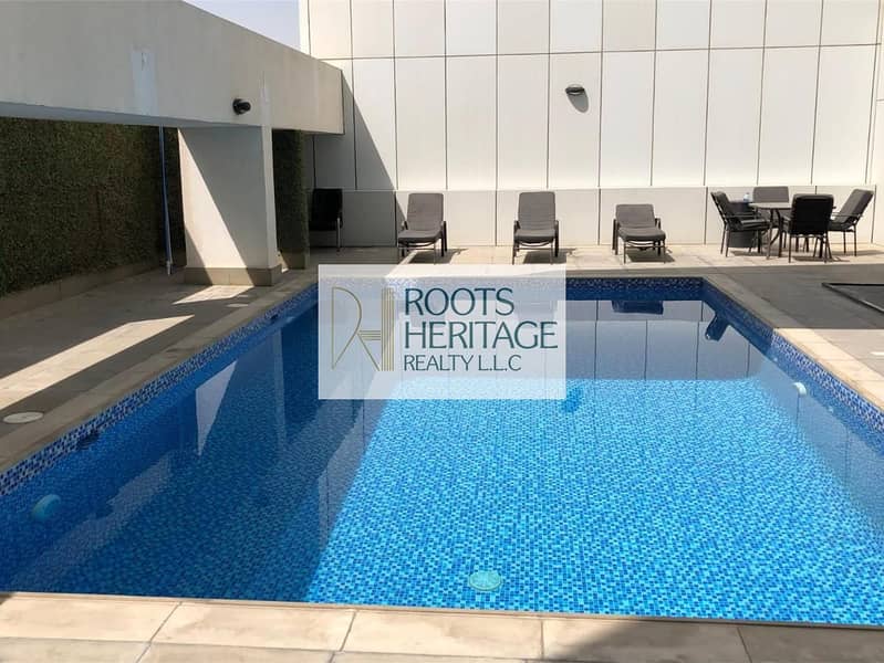 Studio I Stunning Golf Course View Furnished