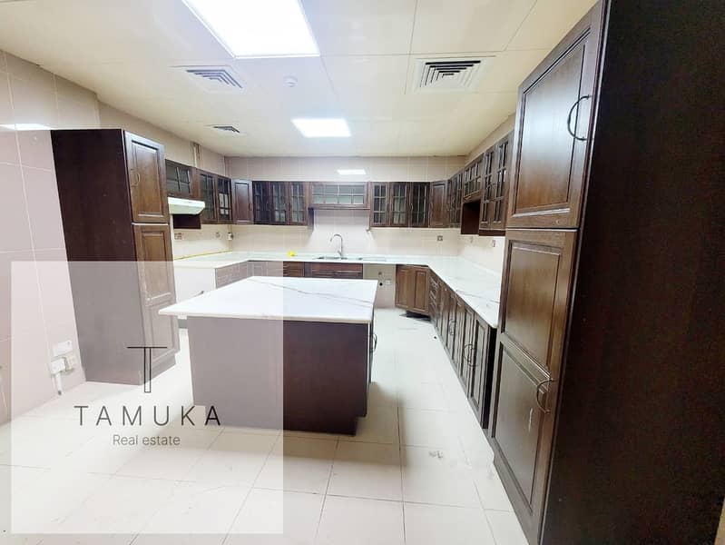 Elegant designed 4 bedrooms apartment spacious . and morden