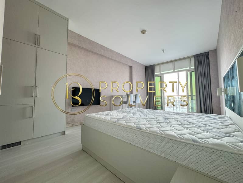 Elegant Studio Apartment in Palm view Full sea and yacht view